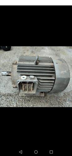 Motor jak 5.5ke Trofazni motor 1488minutu dobar  ispravan po
