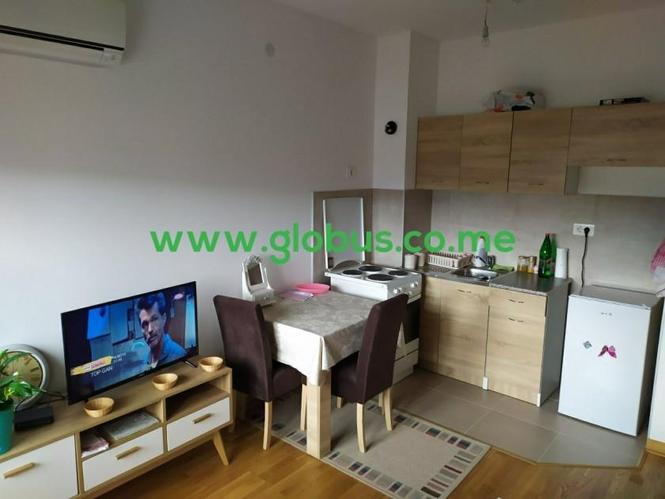 IZDAVANJE, GARSONJERA NAMJEŠTENA CITY KEJ