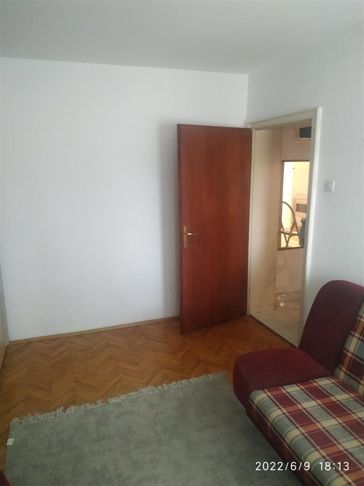 Izdavanje-jednosoban-stan-Preko-Morače