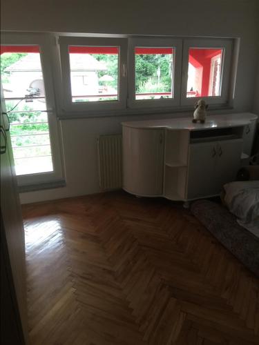 Kuca na prodaju - 125 kvadrata