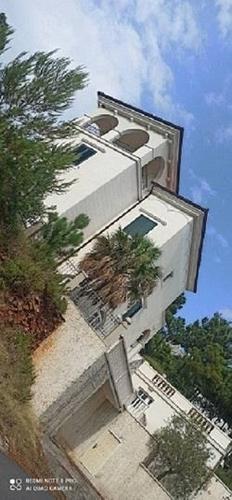 Na prodaju vila "Belle Vue" Sveti Stefan