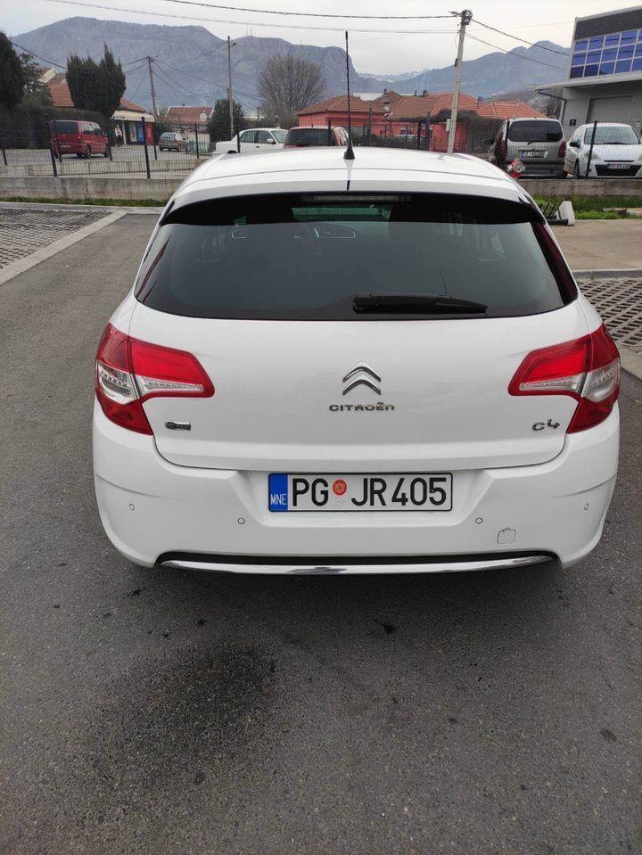 2013-Citroen-C4