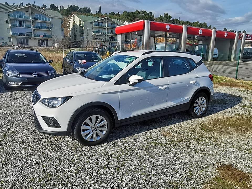 Seat-Arona