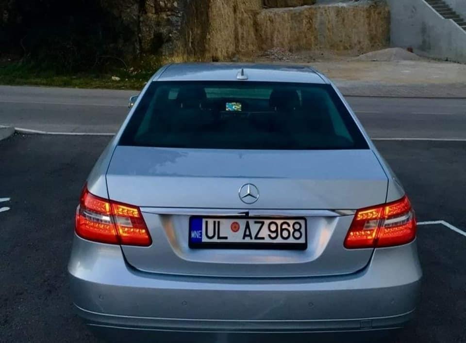 MERCEDES-E220