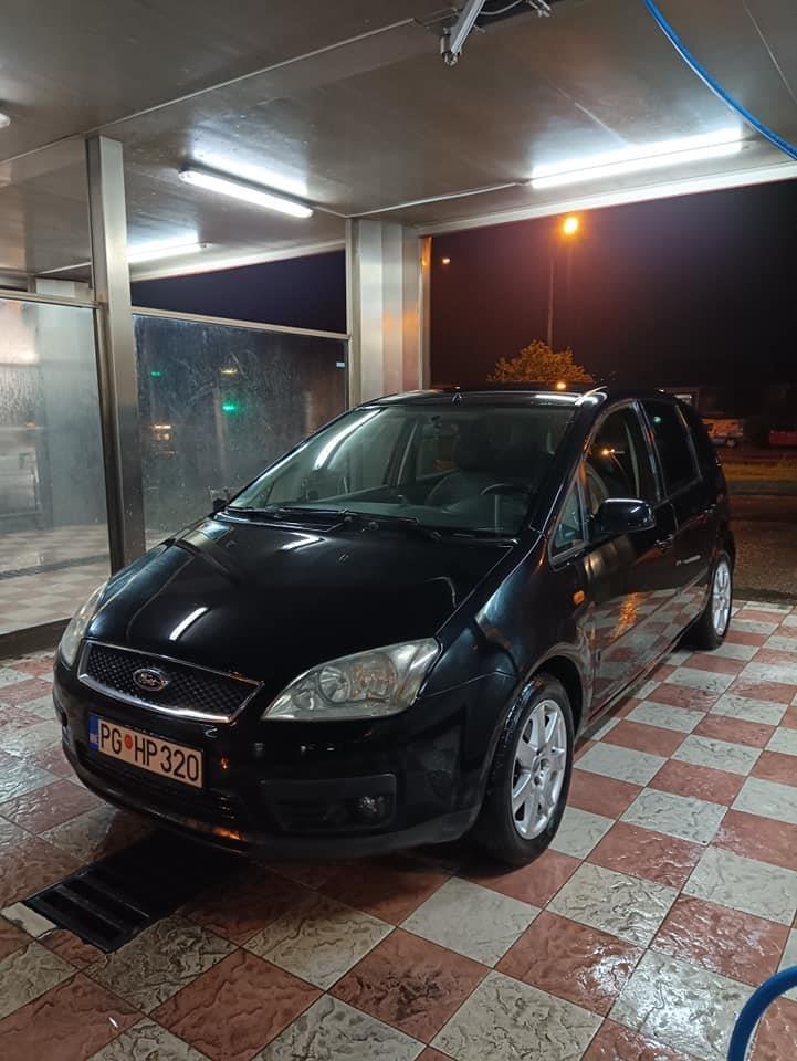 Ford-Fokus-C-max-2004