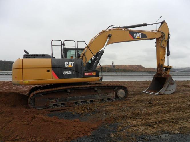 Caterpillar  326D2L      