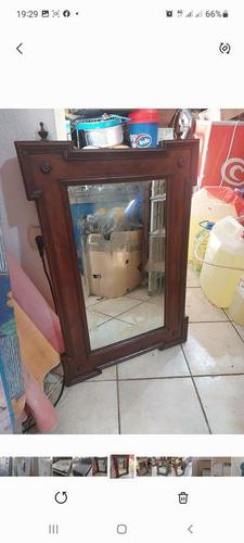 OGLEDALO. 068725082