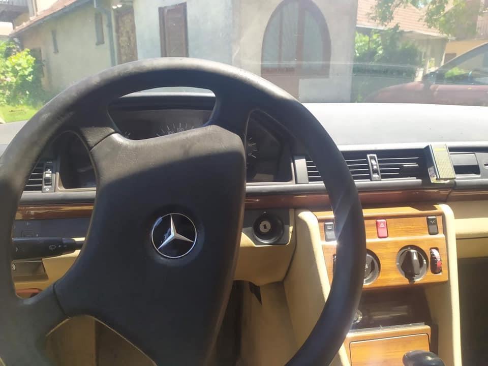 Mercedes-124-250-D-Automatik