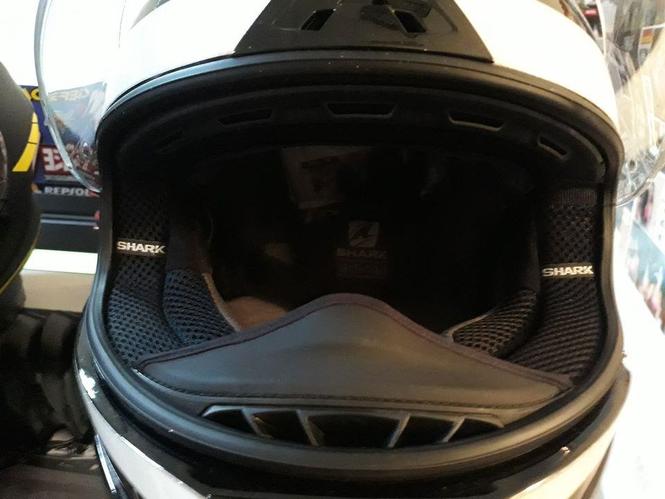 SHARK RACE R ful face pro kaciga carbon