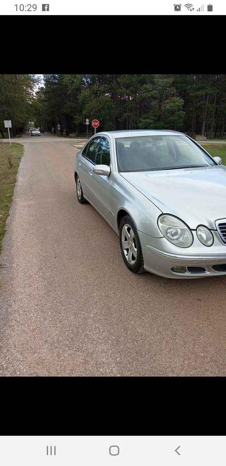 Mercedes-e220-cdi-2003-god