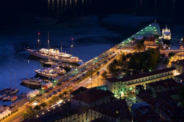 STAN U KUCI 1OOM2. KOTOR.DOBROTA 50M OD MORA