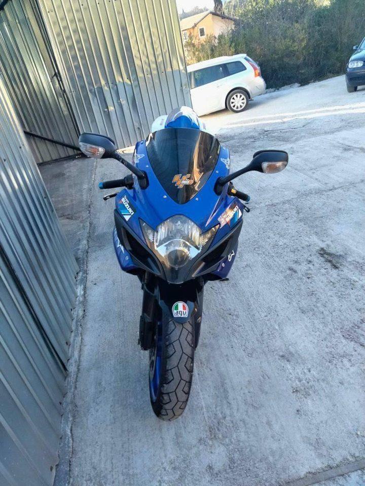 Suzuki-gsxr-750