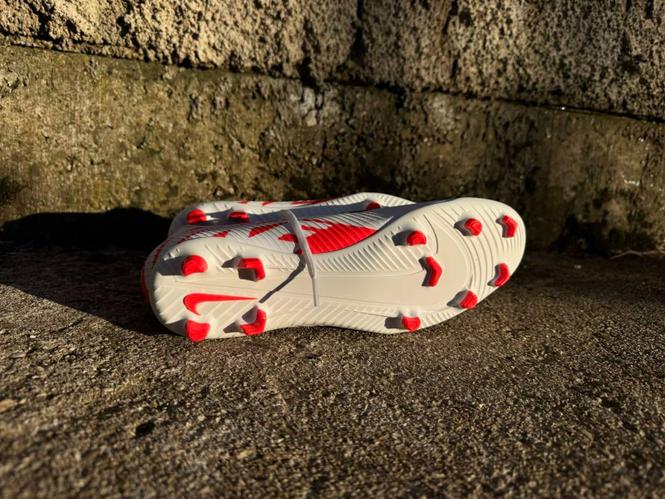Nike kopacke nove 43 broj