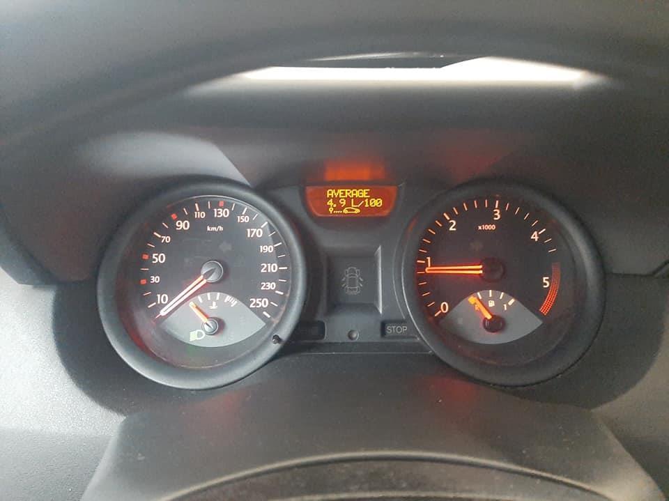 RENAULT-MEGANE-1-5-74KW