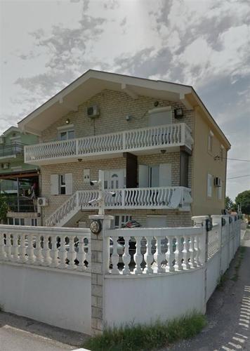 Prodaja dvosoban stan Zagorič