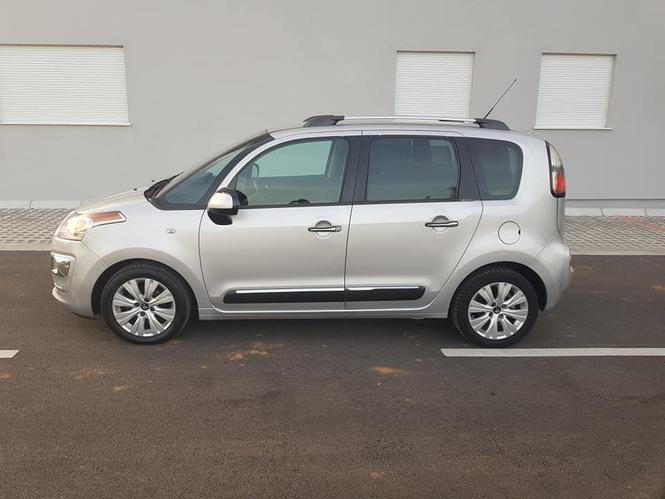 Citroen C3 Pikasso 1.6HDI 73kw 2013godiste. Registrovan godi