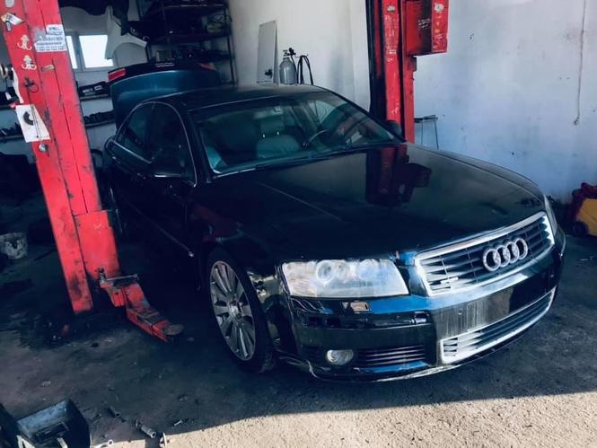 Audi a8 3.2 i 4.2 u djelove