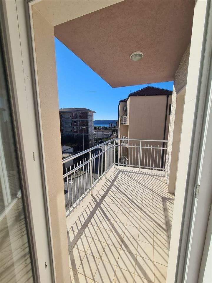 Prodaja--stan--47m2--Bečići--Budva