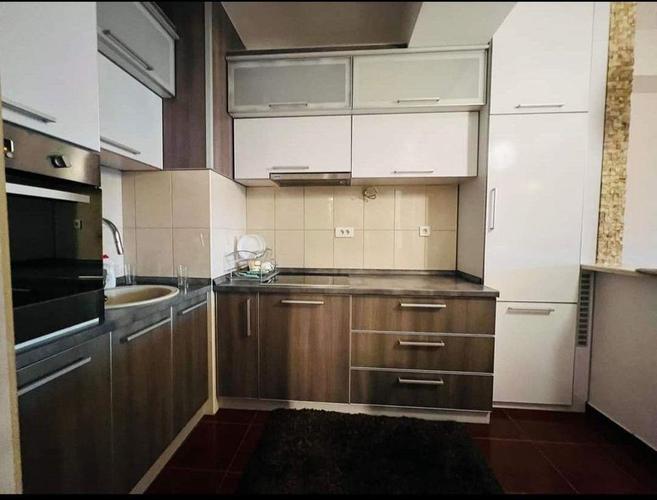 Izdaje se LUX jednosoban stan u city kvartu 55m2, 4. sprat
