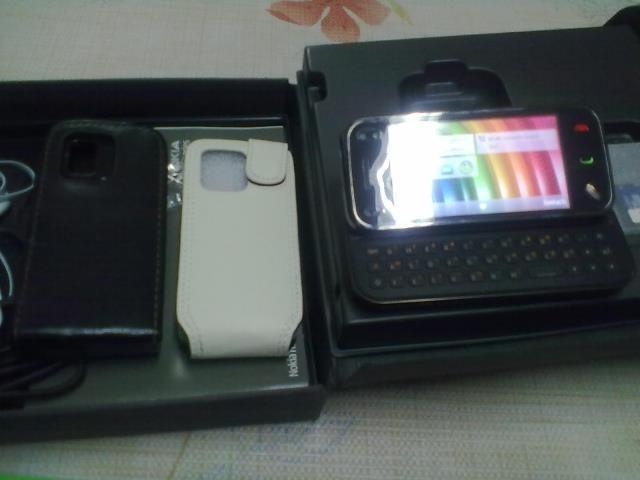 Nokia N97 mini black cherry