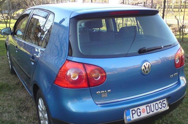 Volkswagen---Golf-5-TDI