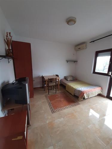 IZDAJE SE APARTMAN STUDIO, Ilino (Susanj)