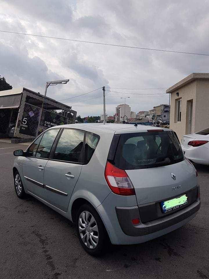 Renault-scenic