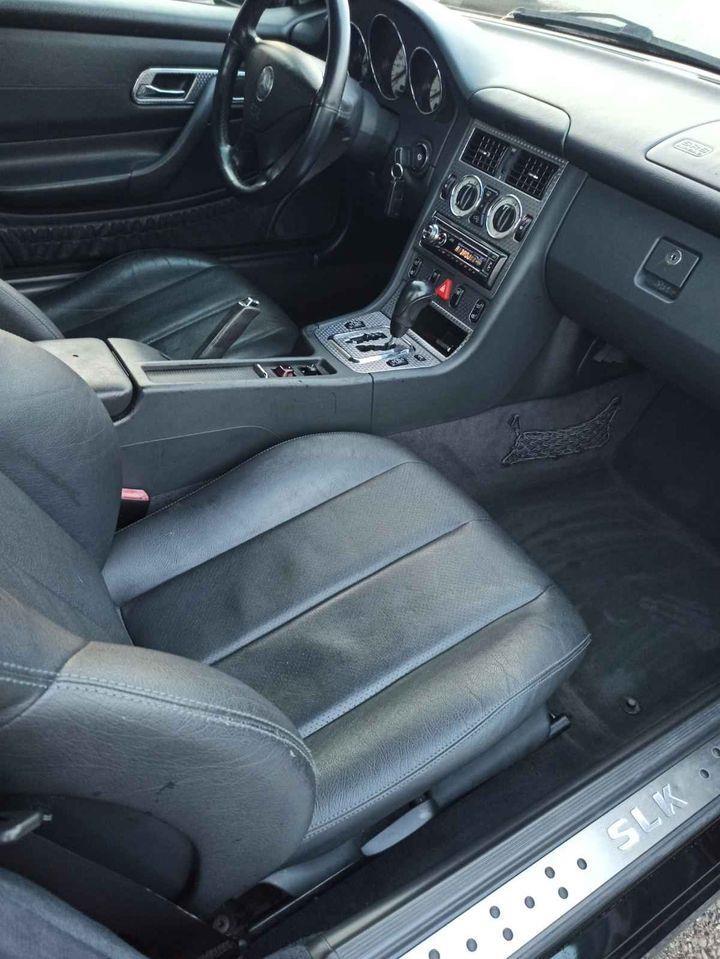 Mercedes-SLK200-163ks-2001god-