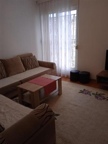 Prodajem stan 64 m²