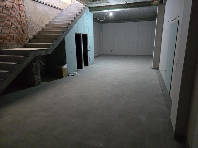 Izdavanje poslovni prostor Preko Morače