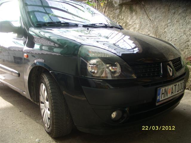 Renault Clio 1.4 16V -01