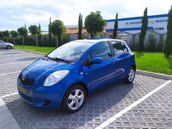 Toyota yaris 1.4d-4d ,66 kw