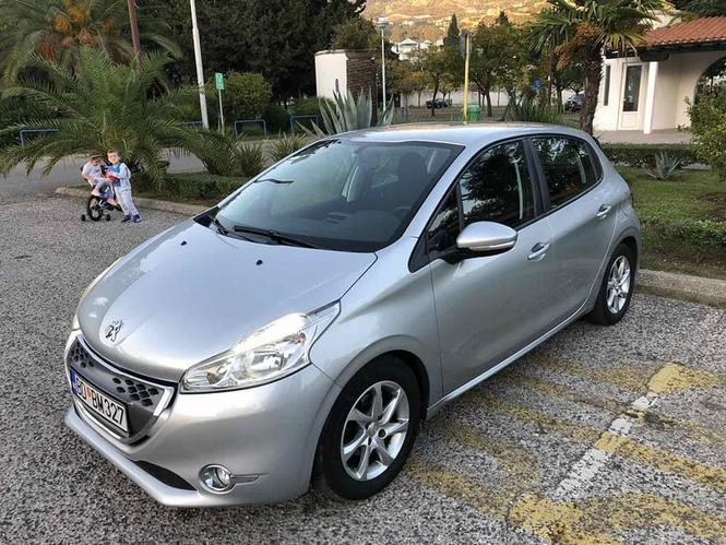 Pezo 208  1,4 hdi automatic 2013 g
