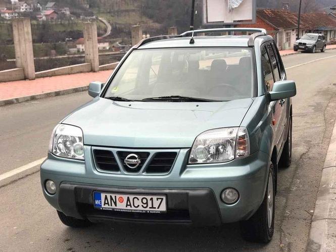 Nisan xtrail 4*4
