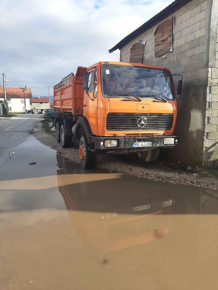 Prodajem-mercedes-26-28