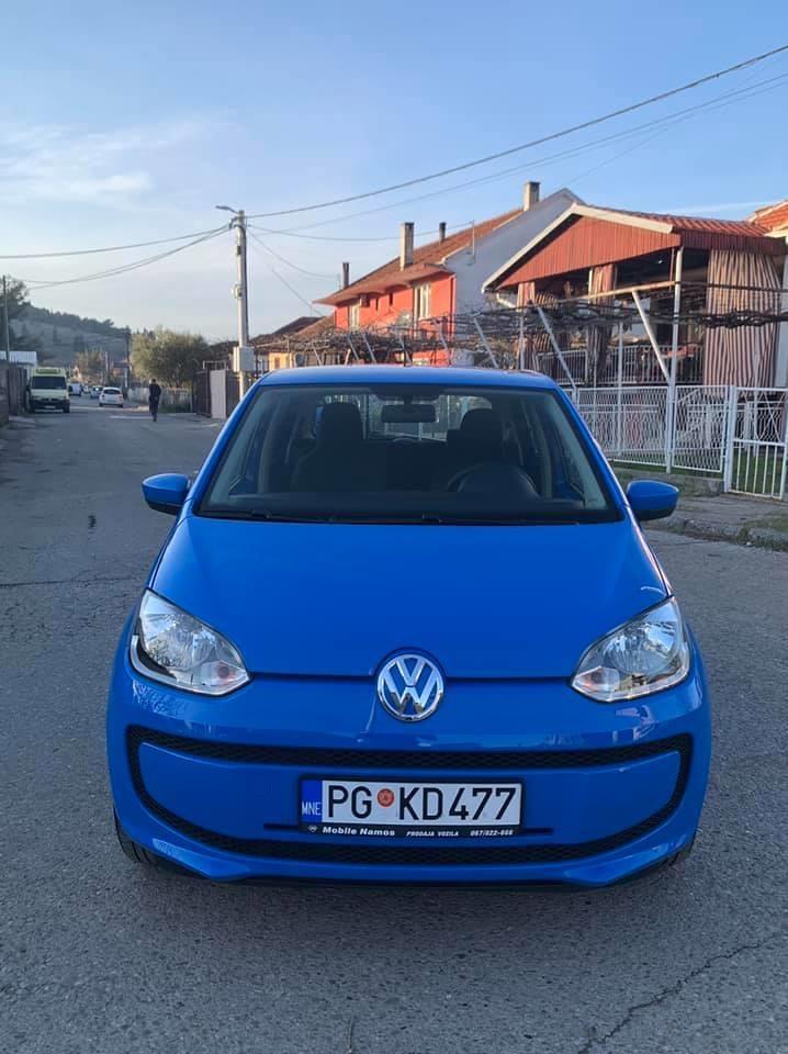 Na-Prodaju-068378379