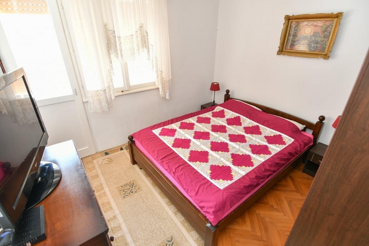Apartmani-Dabović-Bijela