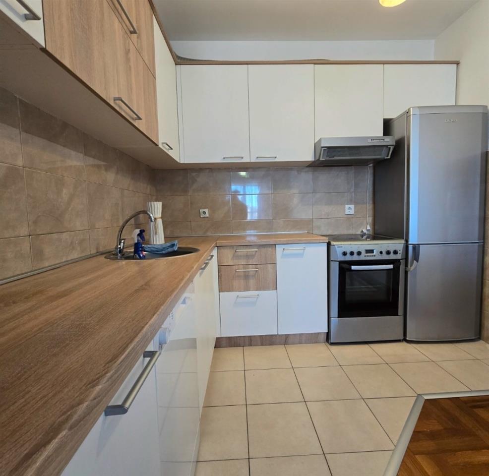 IZDAVANJE---Namjesten-dvosoban-stan-60m2-Podgorica-Zabjelo