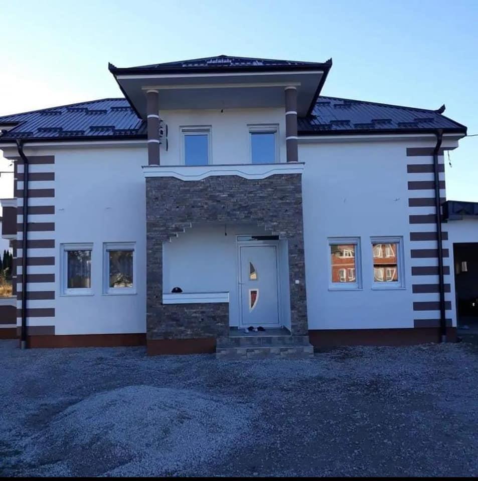 Prirodni-kamen-BAKARNA-STUDENICA--širina-5-cm-i-3-cm