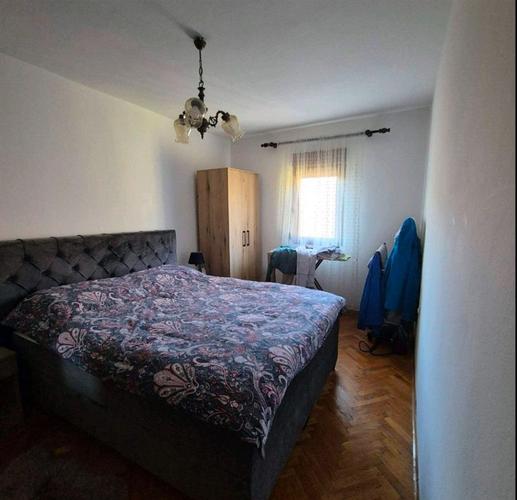 PRODAJA!!!Kuca na 2 sprata,povrsine 180m2,Podgorica,Pejton