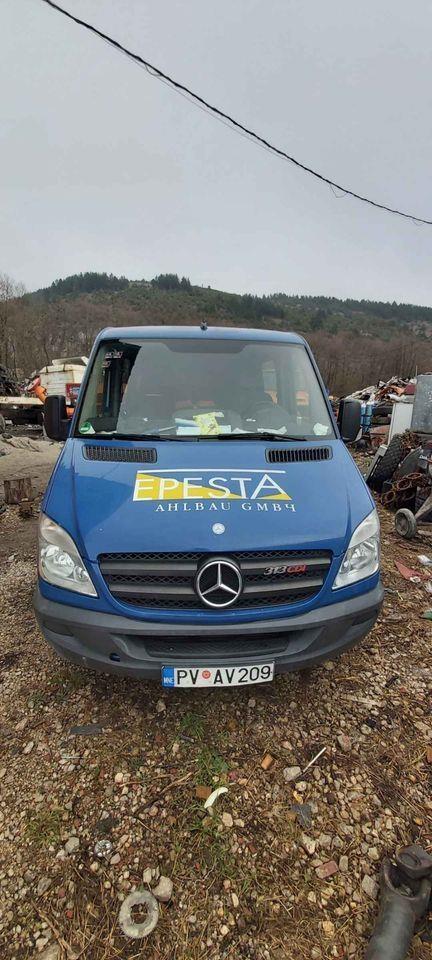 Kombi-313-cdi-Tojota-3-0-Prikolica