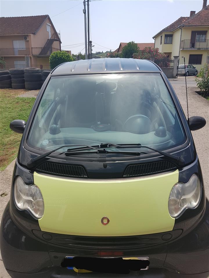 Smart-ForTwo-CITY-COUPE-
