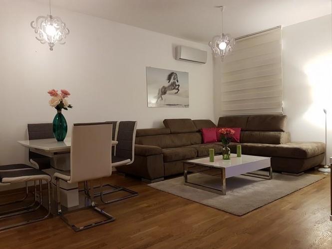 PRODAJA, DVOSOBAN LUX OPREMLJEN CITY KVART