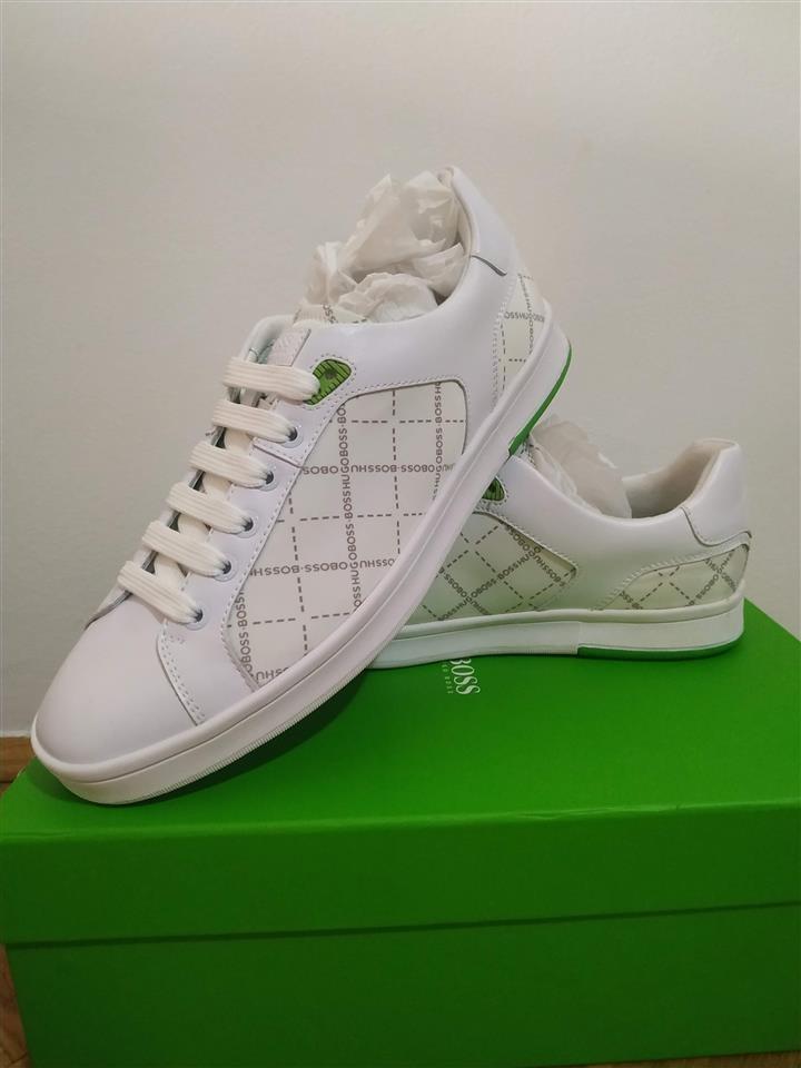 Prodajem-Calvin-Klein-i-Hugo-Boss-patike-
