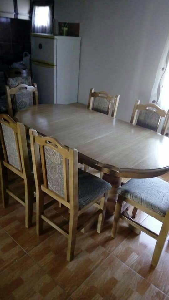 Stolovi-i-stolice