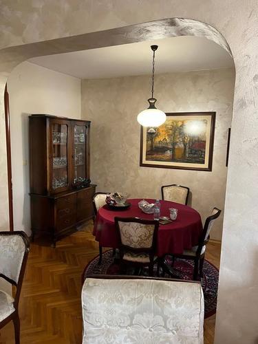 Trosoban stan, Bar (centar)