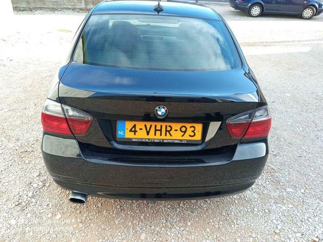 Bmw 320d automatik.2006god.