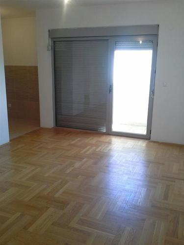  Nov, jednosoban stan 45 m2, na Dracu