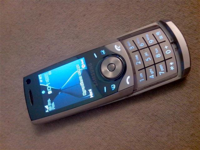 Samsung-u700