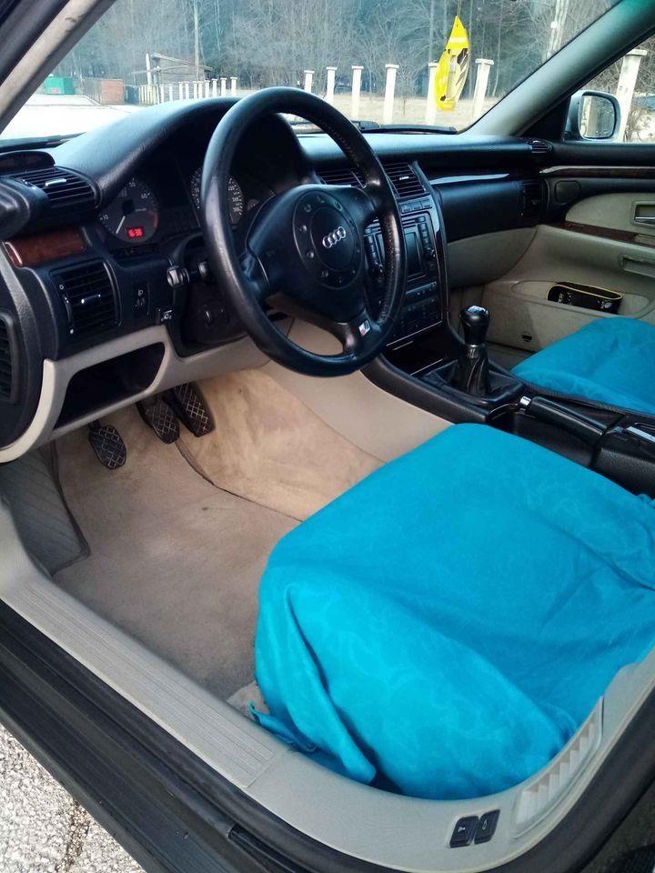 Audi-A8
